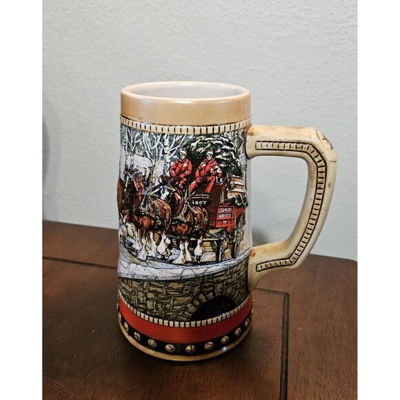 VINTAGE! 1988 Anheuser Busch Budweiser Holiday Beer Stein Clydesdales - Picture 1 of 6